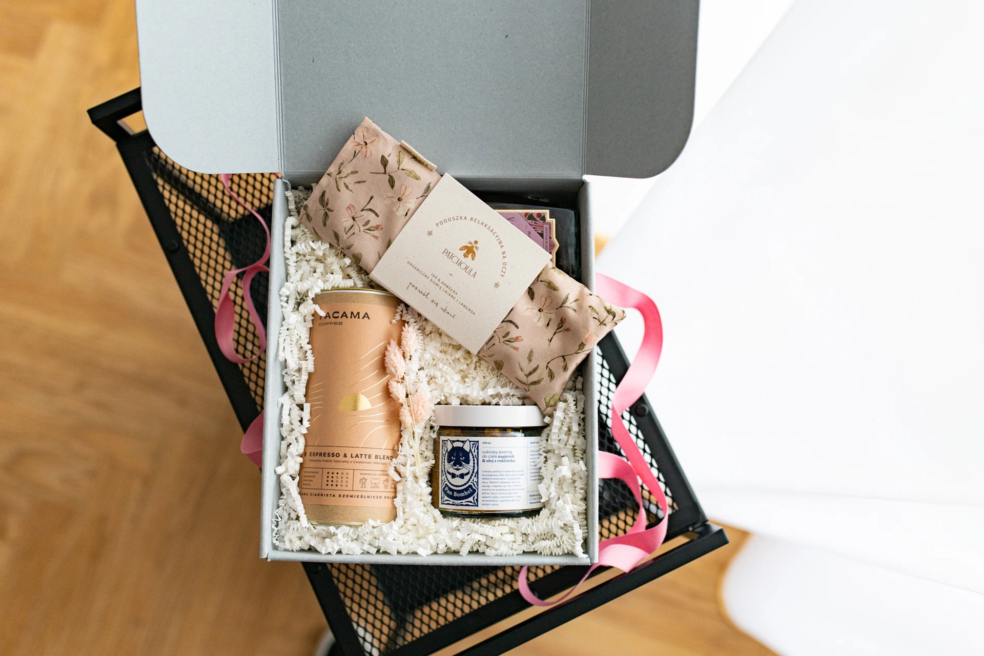 Preorder: Momenty Dnia