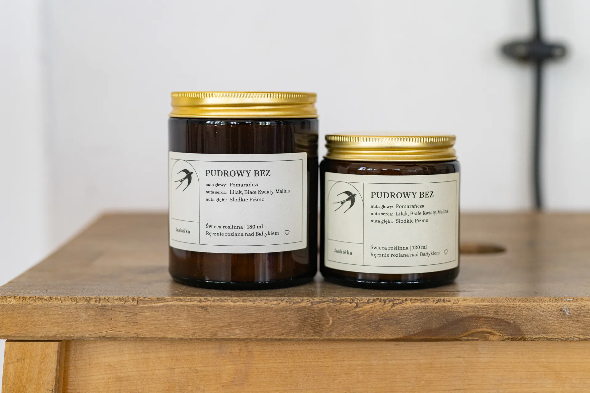 ŚWIECA SOJOWA PUDROWY BEZ- 120 ml