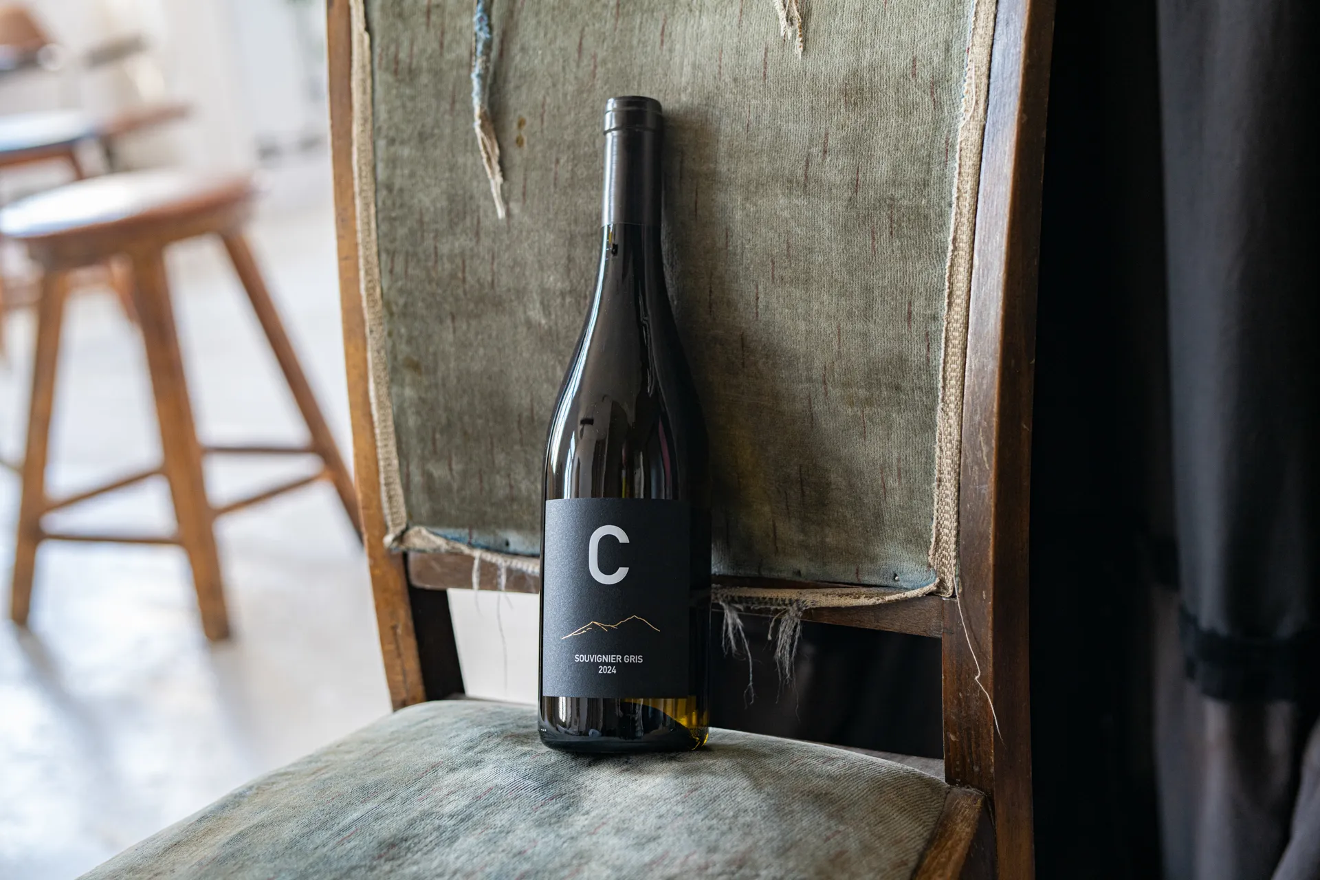 DOM CHARBIELIN SOUVIGNIER GRIS